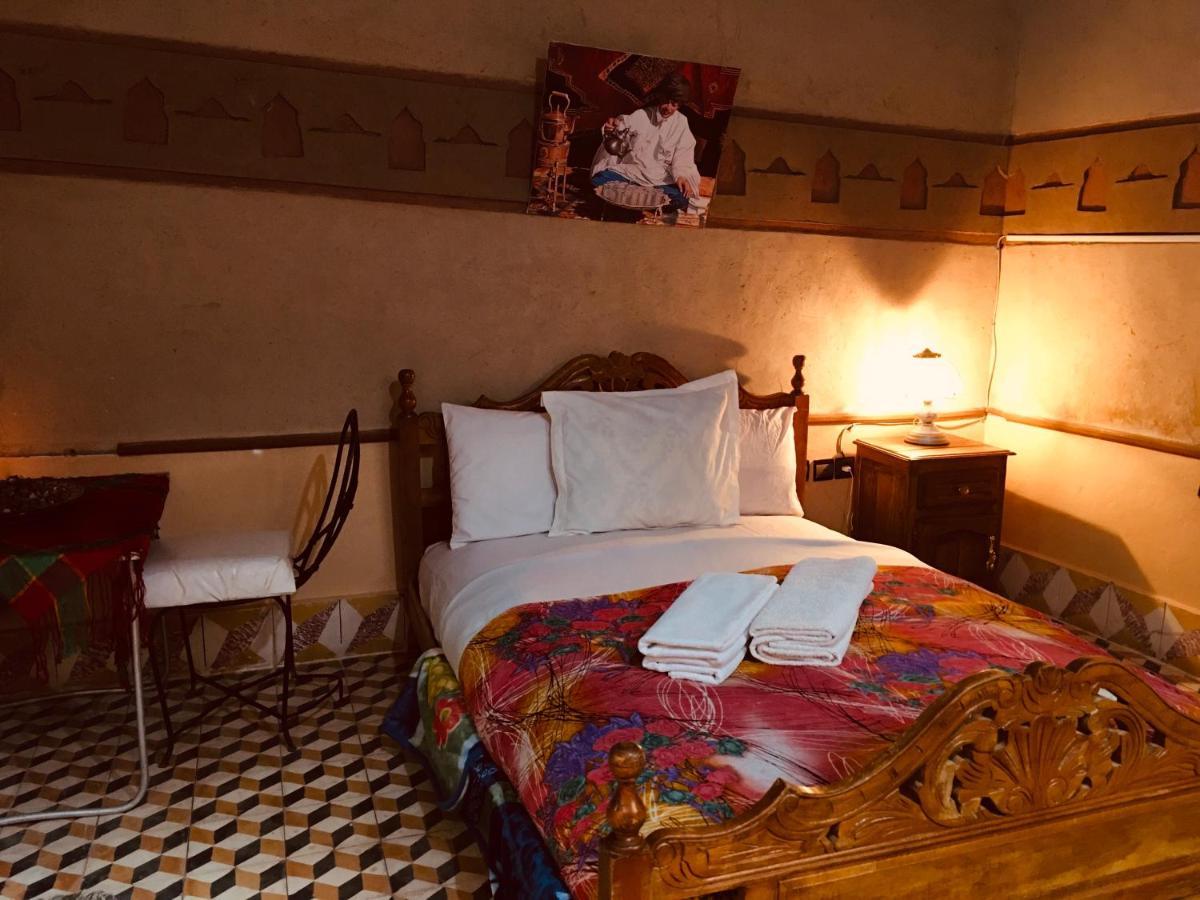 Hotel Panoramique De La Vallee Aït Idaïr エクステリア 写真
