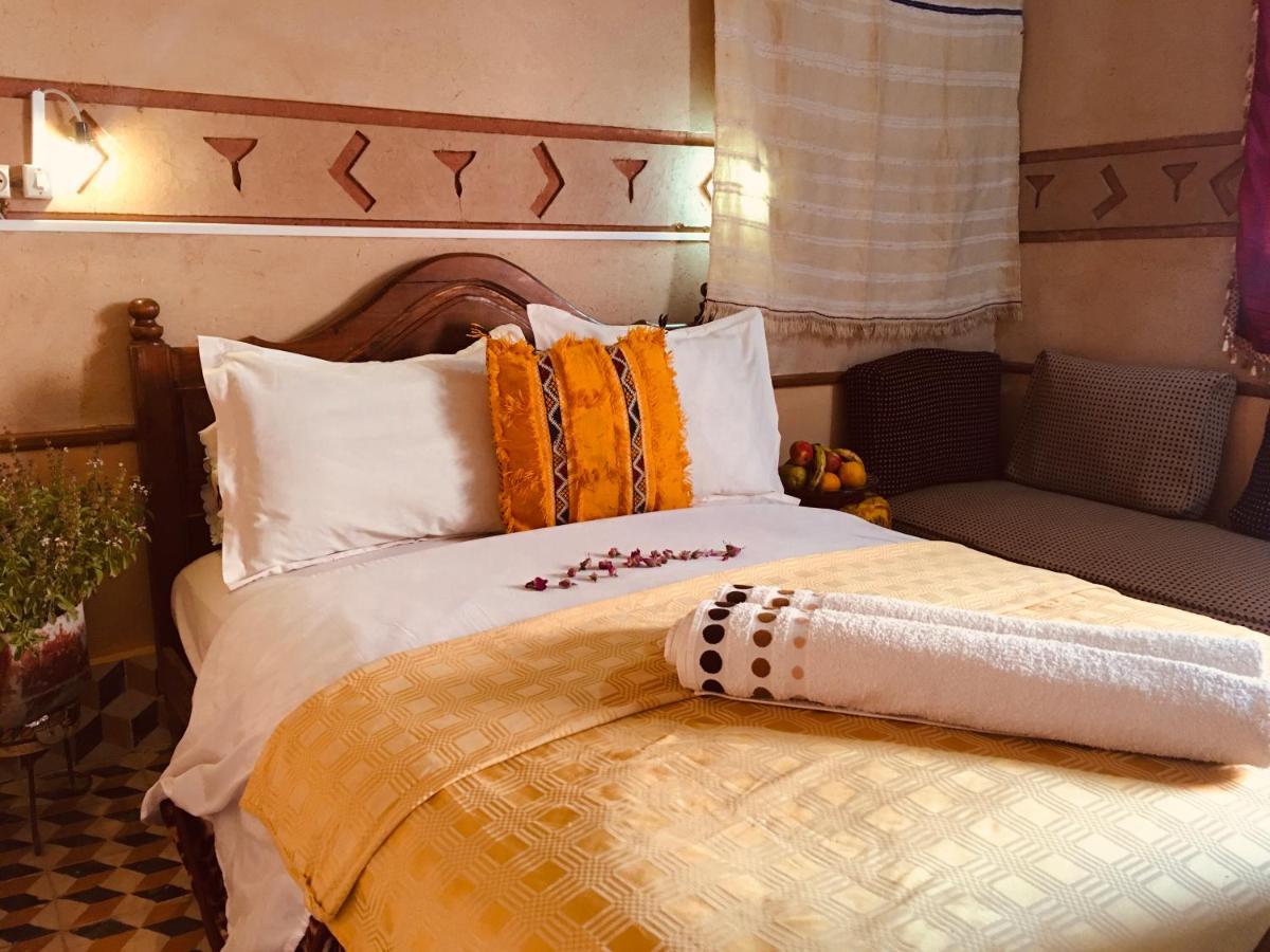 Hotel Panoramique De La Vallee Aït Idaïr エクステリア 写真