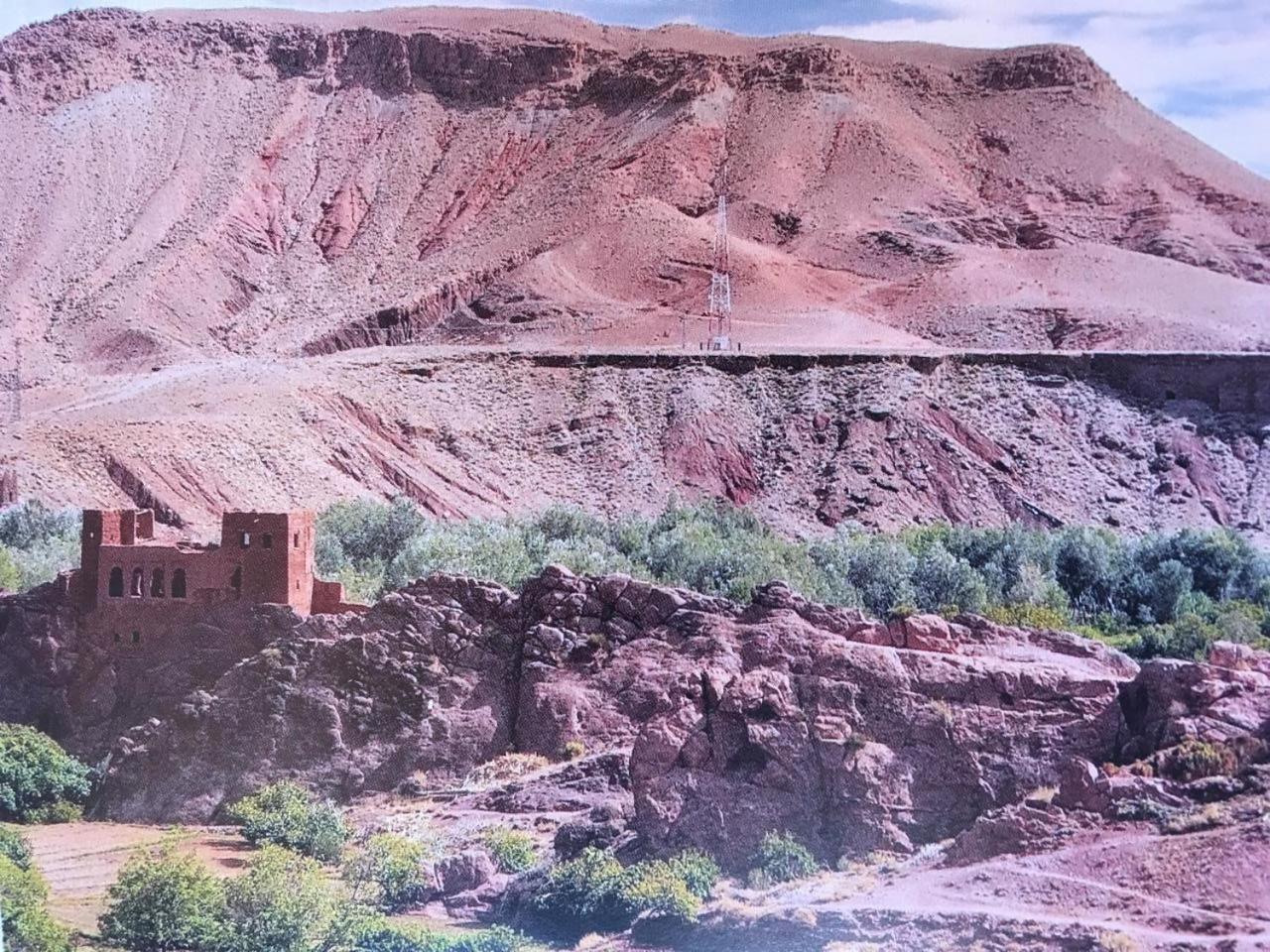 Hotel Panoramique De La Vallee Aït Idaïr エクステリア 写真